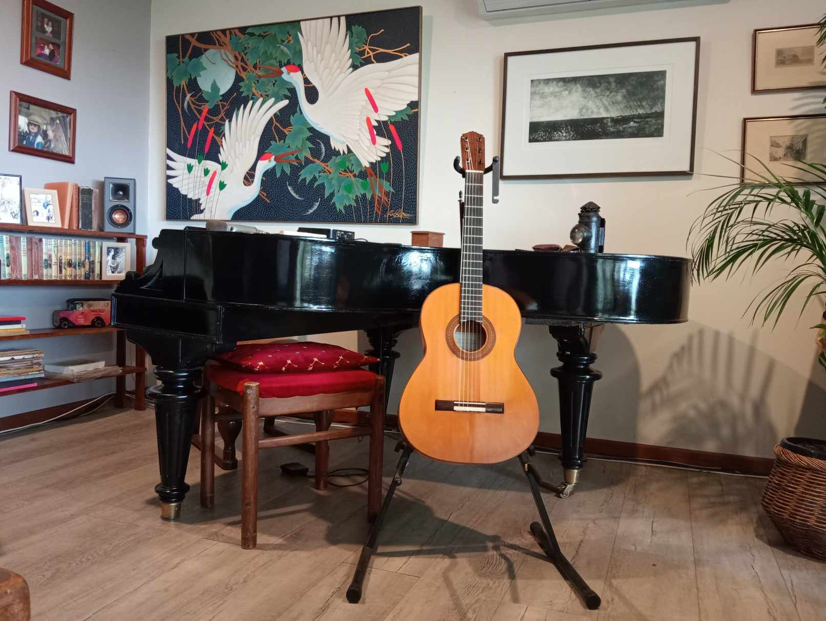 guitar lounge